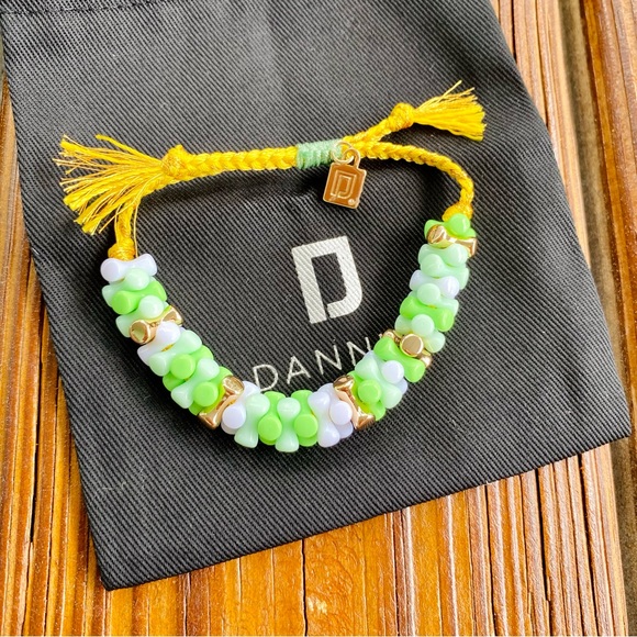 DANNIJO Angle Green Adjustable Beaded Bracelet NWT - Picture 9 of 16
